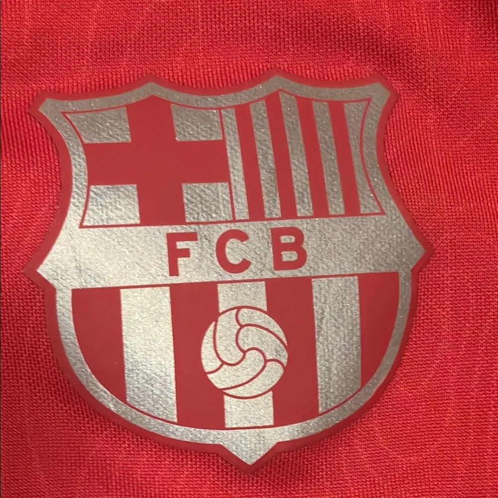 Nike Boys Red Red Soccer Jersey Size M